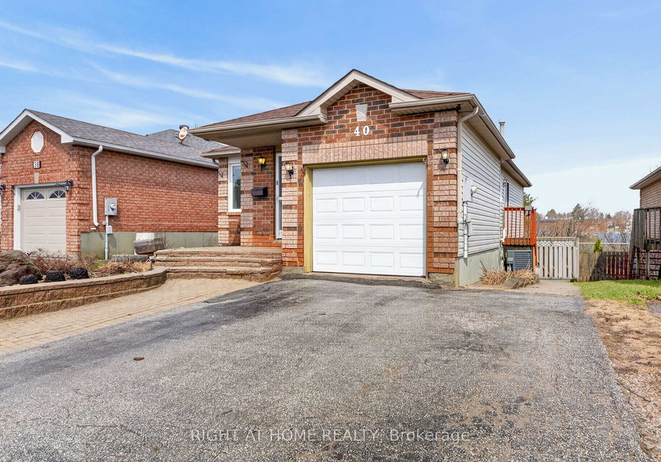40-arthur-avenue-barrie-ontario-s13002262