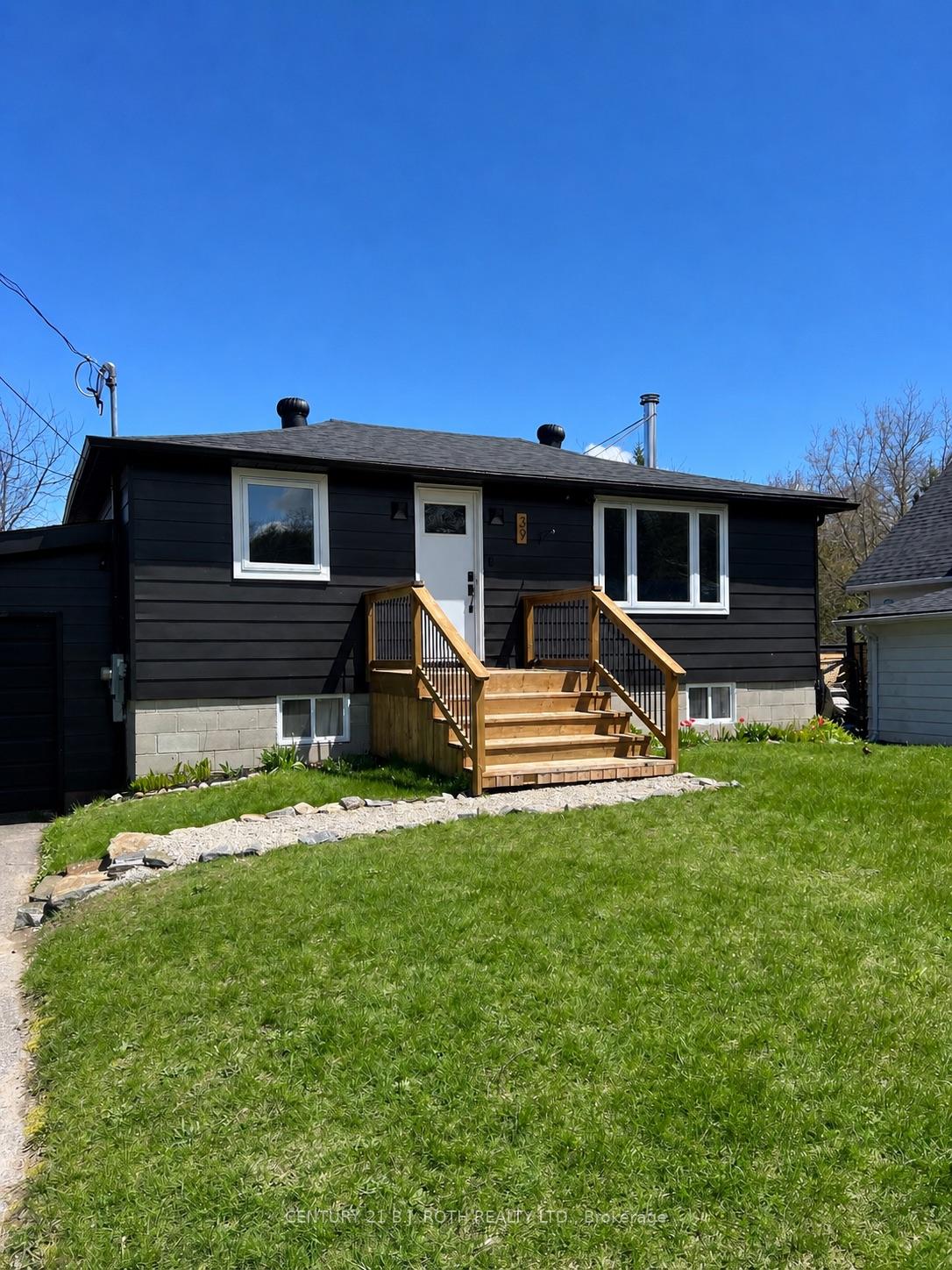 39-ash-street-tay-ontario-s13002560