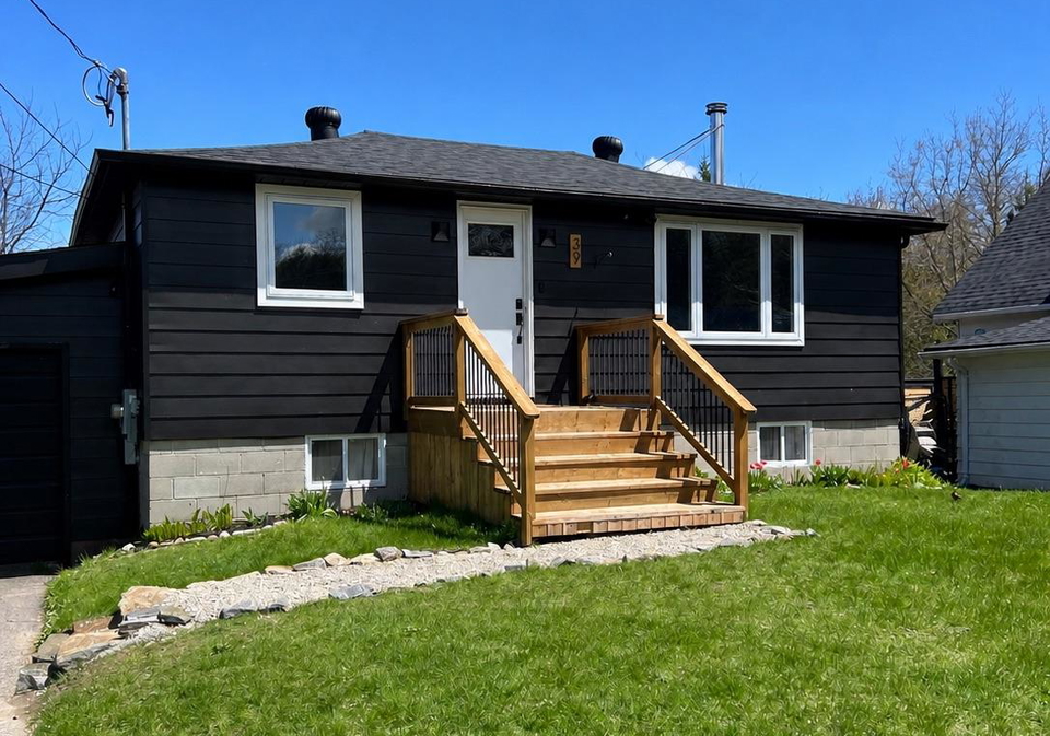 39-ash-street-tay-ontario-s13002560
