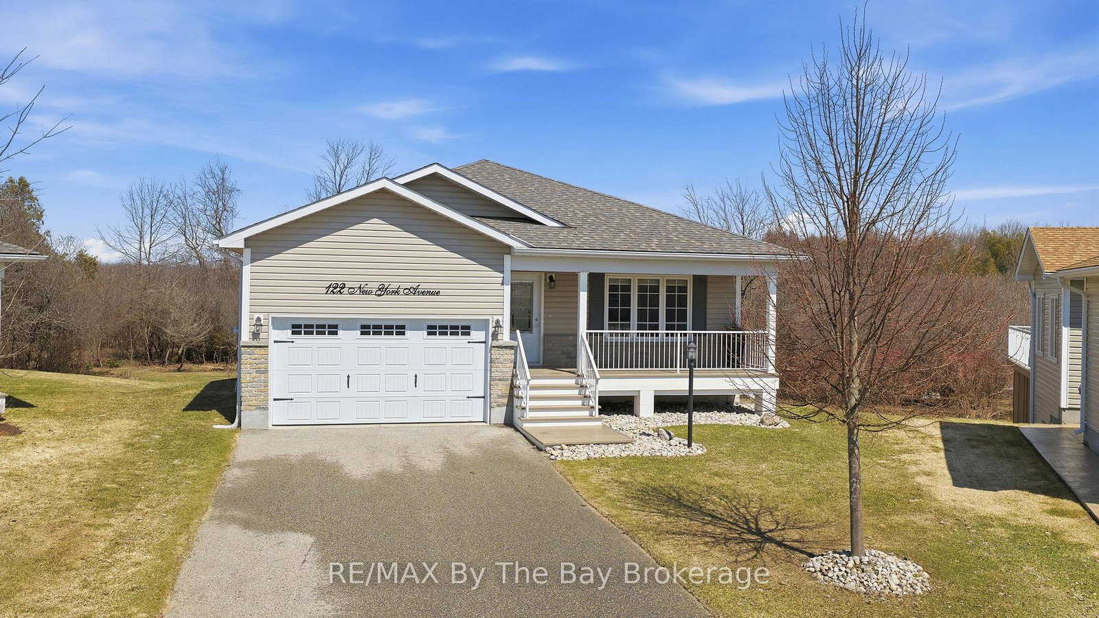 122-new-york-avenue-wasaga-beach-ontario-s13003906