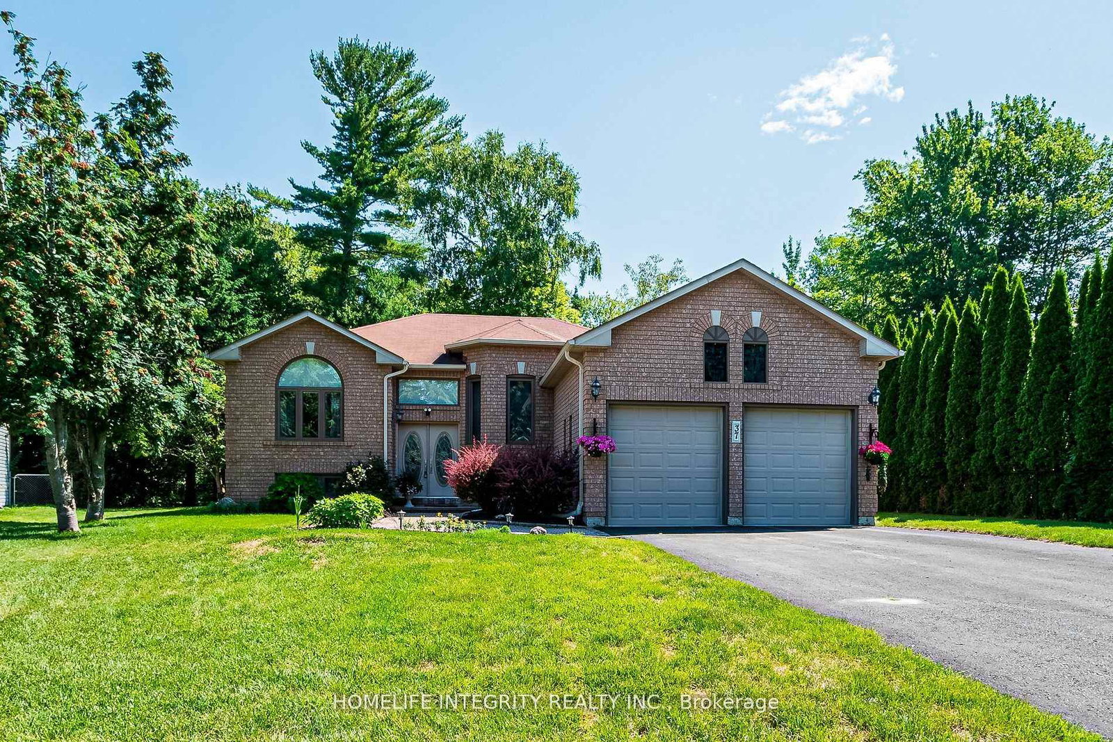 37-brouwer-crescent-wasaga-beach-ontario-s13007788