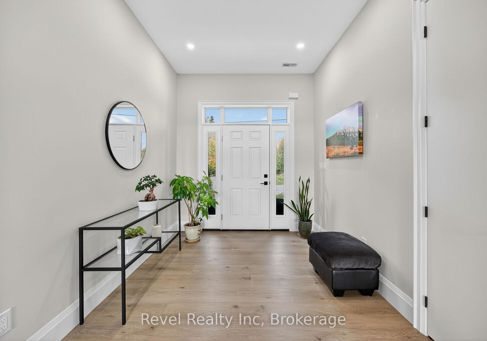 2-seguin-crescent-tiny-ontario-s13011412