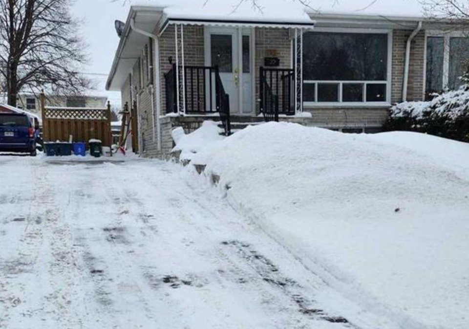 155-gunn-street-barrie-ontario-s13013330