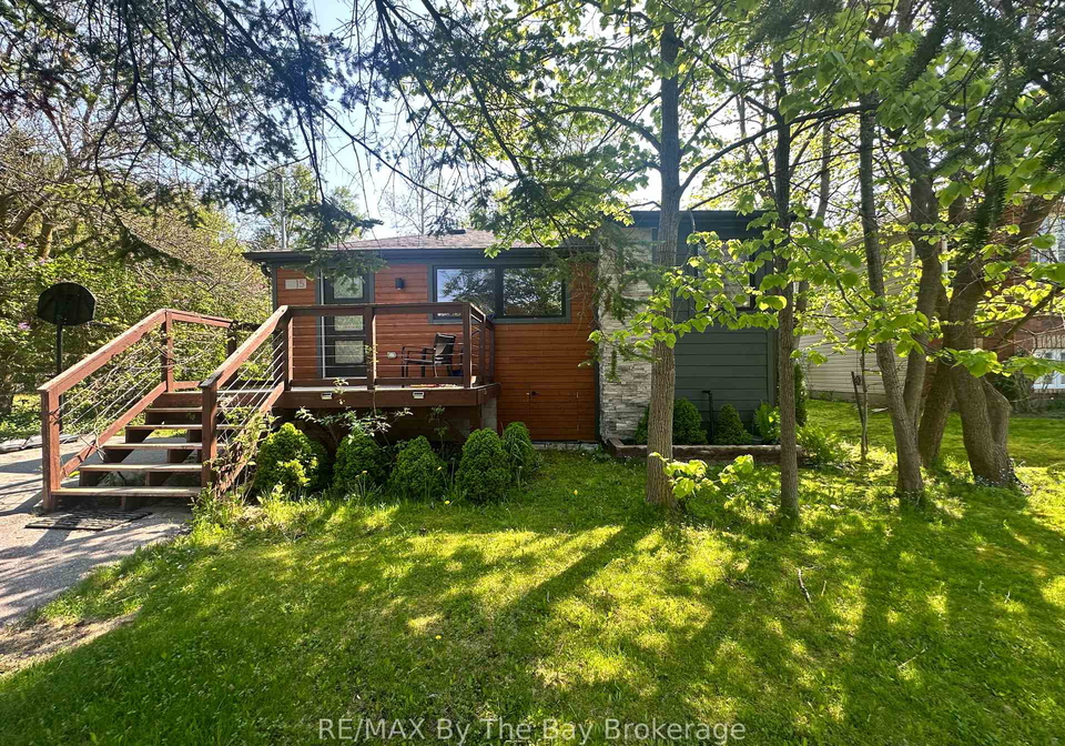 15-61st-street-s-wasaga-beach-ontario-s13013474