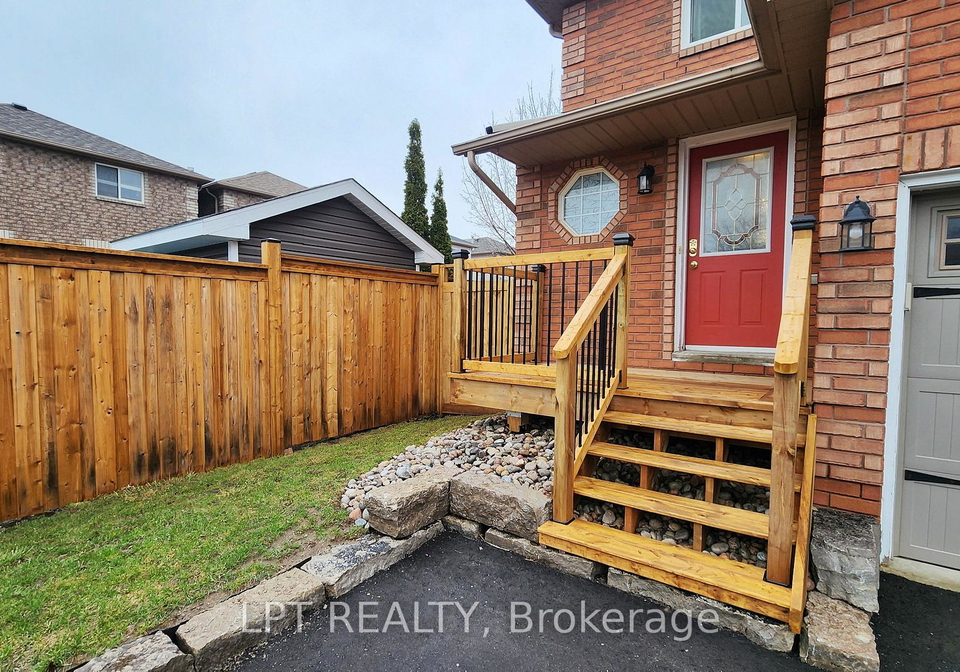 39-raymond-crescent-barrie-ontario-s13014924