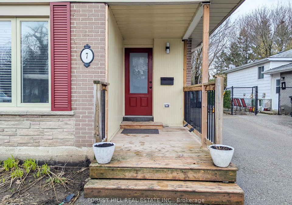 7-burbank-place-barrie-ontario-s13015290