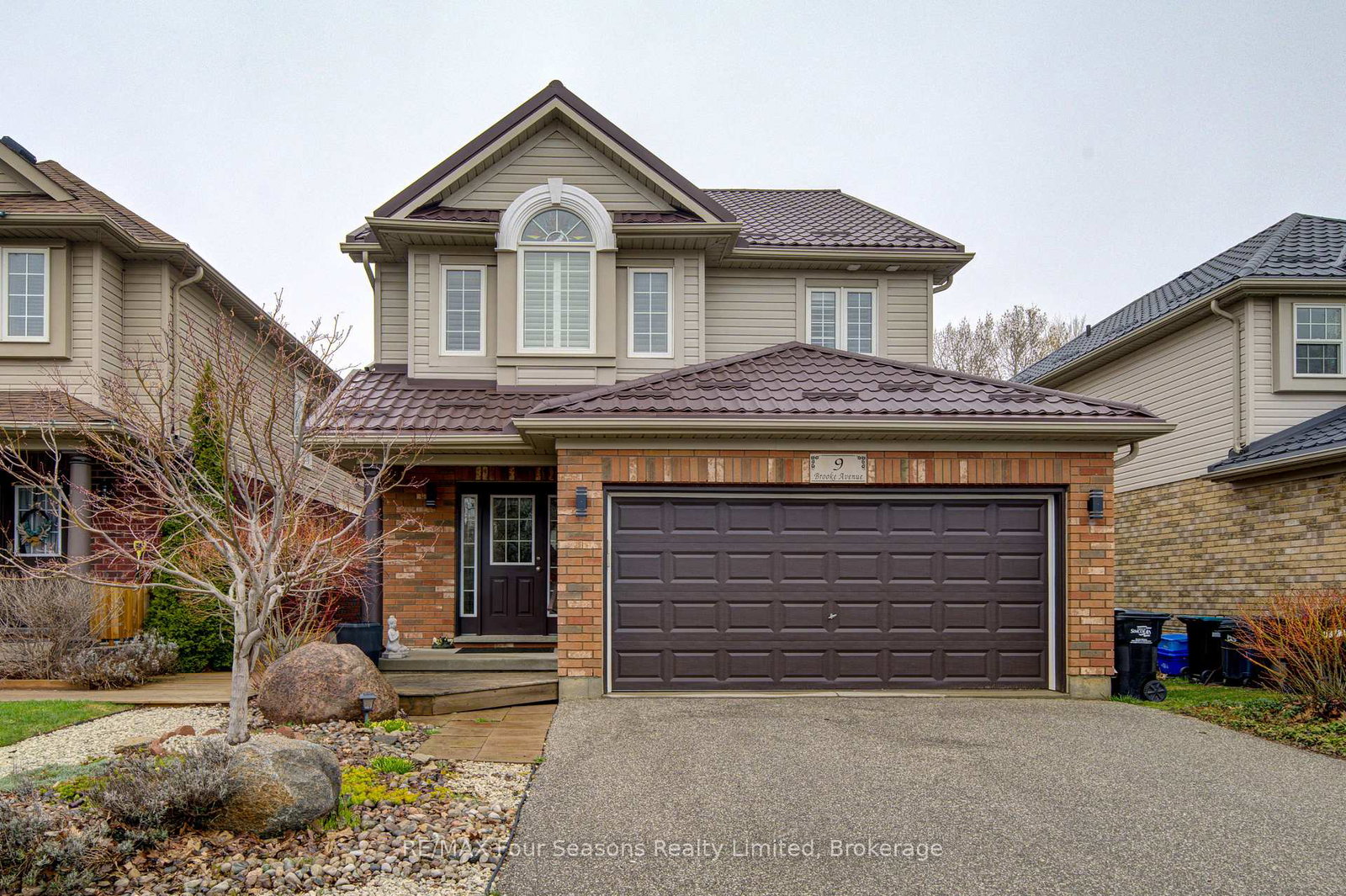 9-brooke-avenue-collingwood-ontario-s13019940