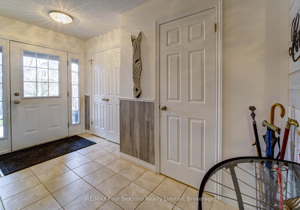 9-brooke-avenue-collingwood-ontario-s13019940