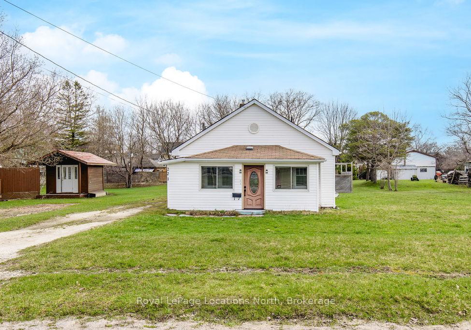 221-spruce-street-collingwood-ontario-s13021060