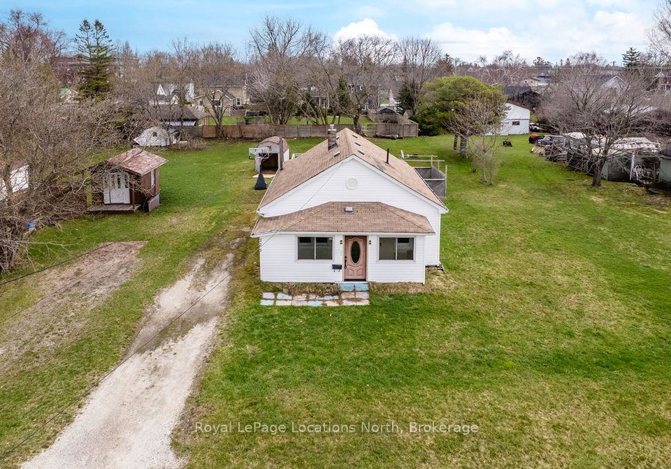 221-spruce-street-collingwood-ontario-s13021060