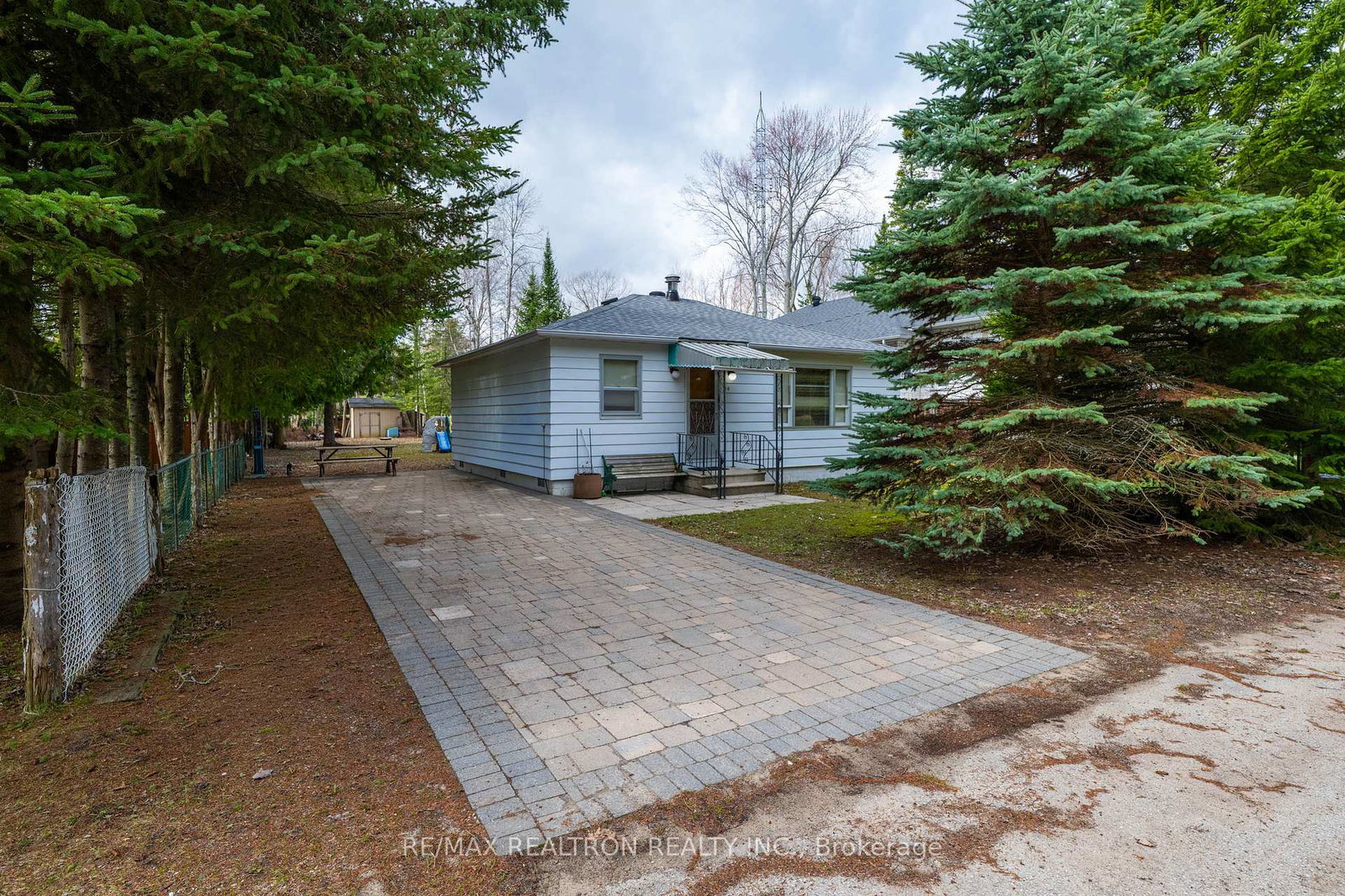 84-34th-street-north-wasaga-beach-ontario-s13021336