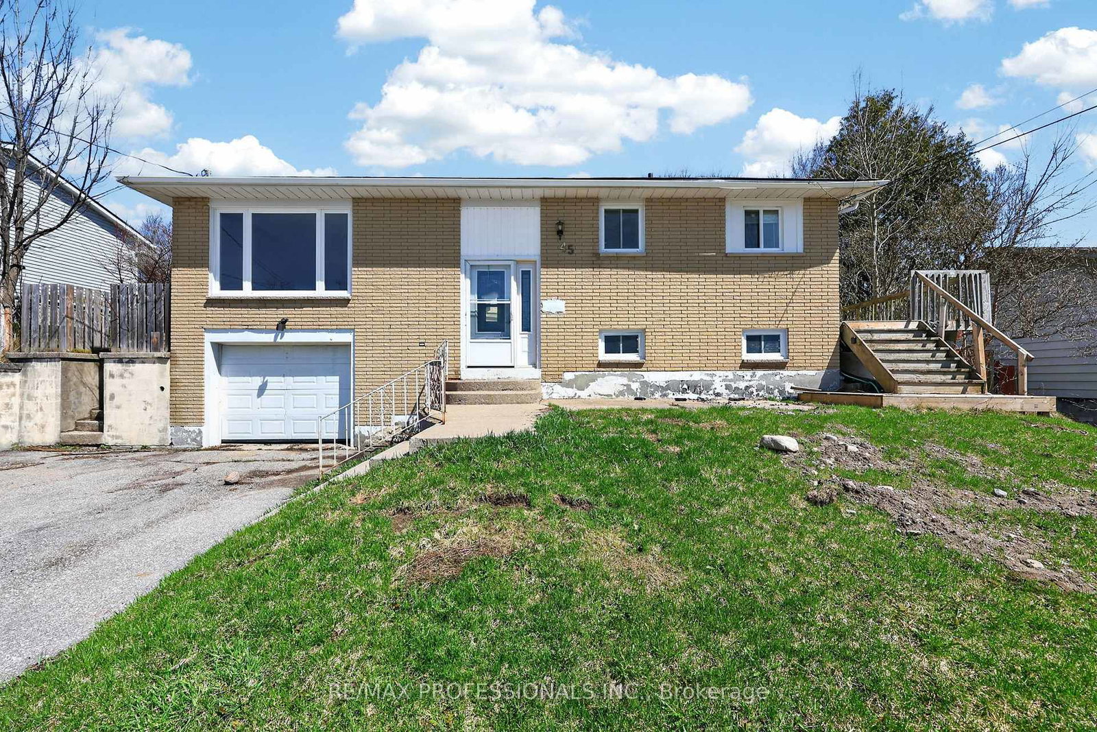 45-easton-avenue-tay-ontario-s13022466