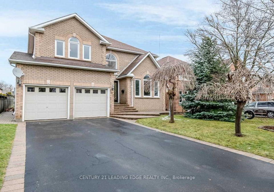 90-cityview-circle-barrie-ontario-s13022622