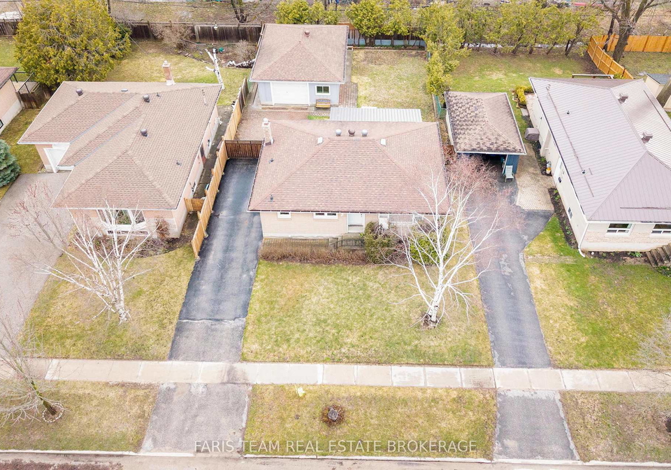12-marion-crescent-barrie-ontario-s13023684