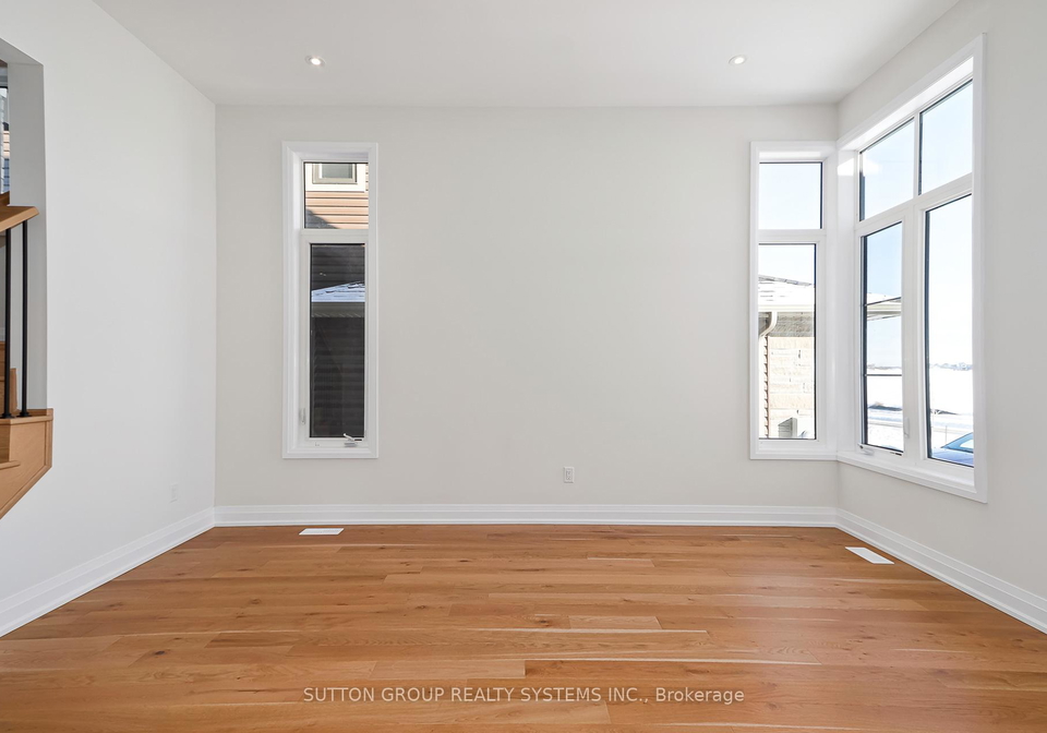 11-sun-valley-avenue-wasaga-beach-ontario-s13024718