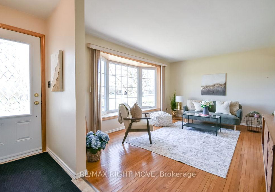323-collins-drive-orillia-ontario-s13025394