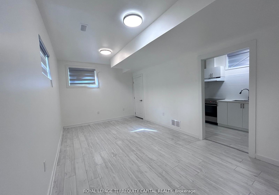 58-wessenger-drive-barrie-ontario-s13025562