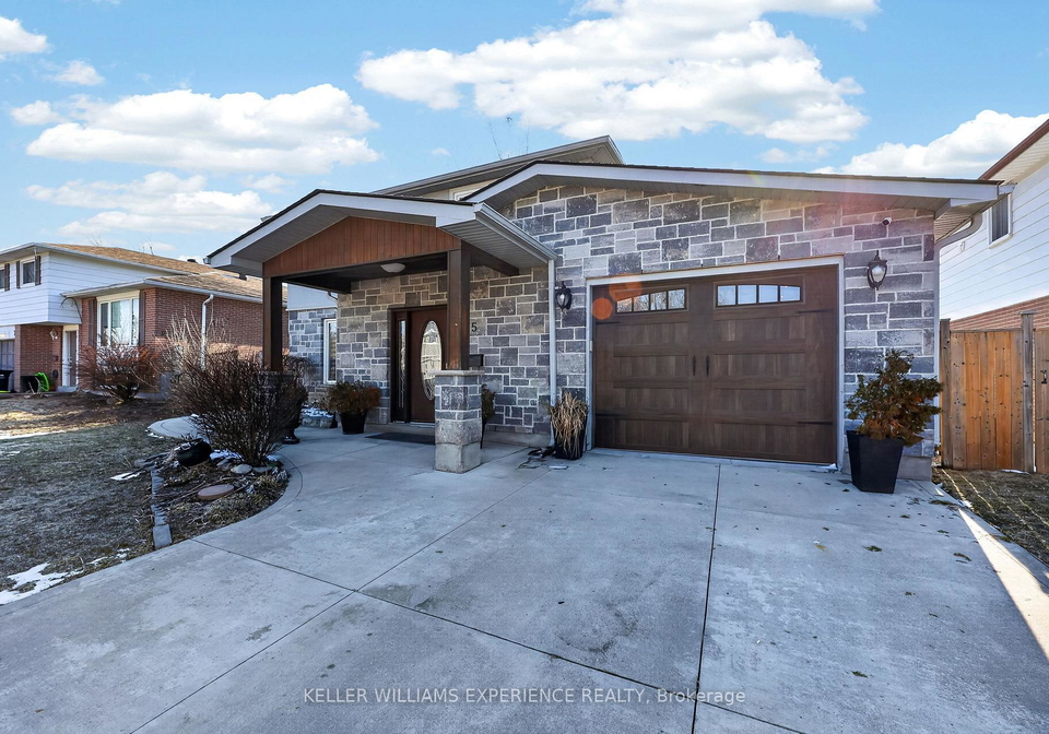 5-jills-court-barrie-ontario-s13025898