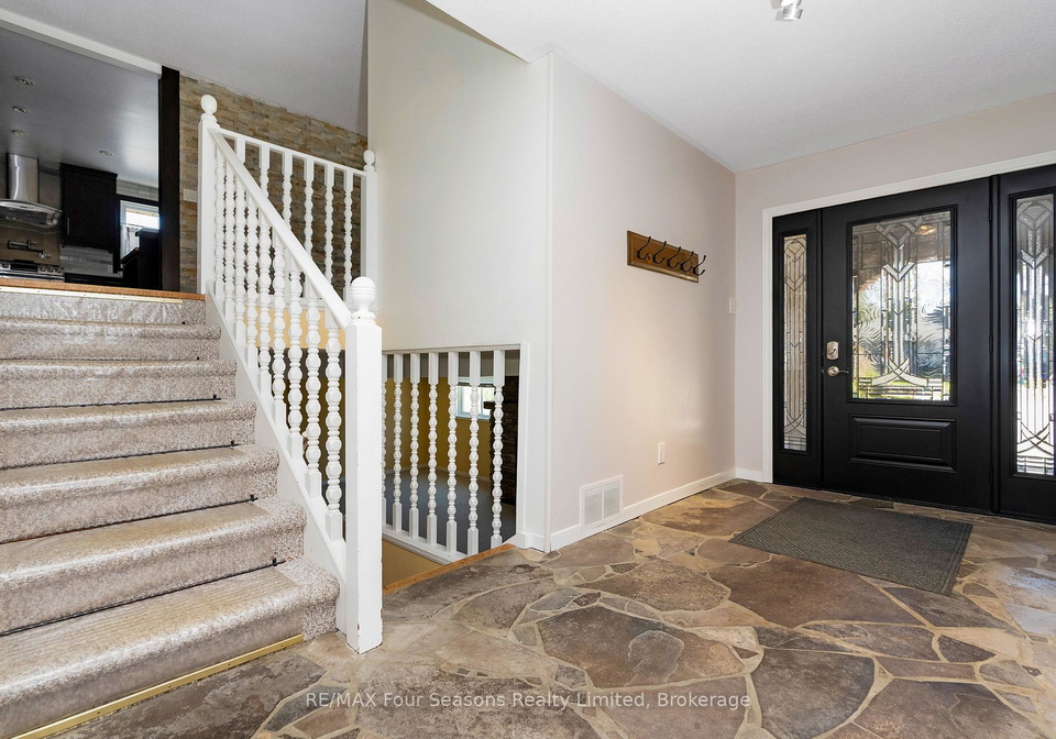 53-alice-street-collingwood-ontario-s13026224