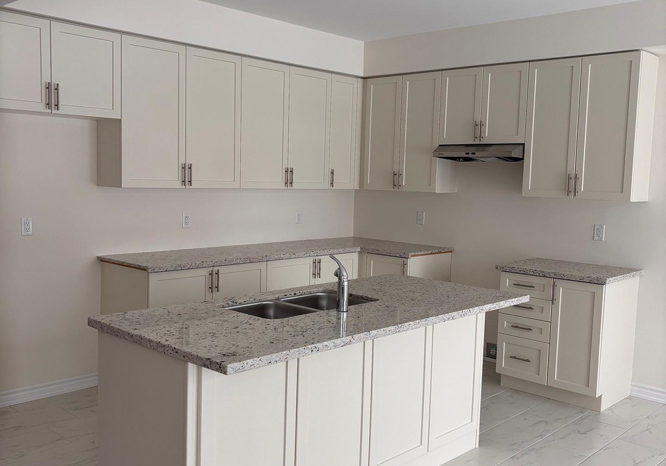 24-federica-crescent-wasaga-beach-ontario-s13026672