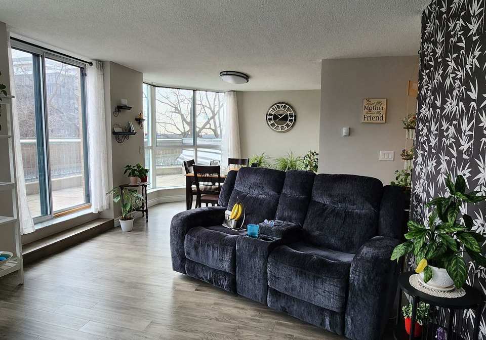 150-dunlop-street-e-barrie-ontario-s13027910