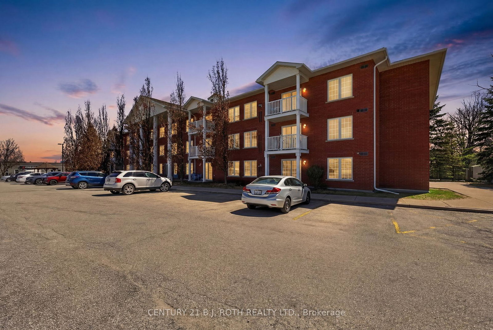 49-jacobs-terrace-barrie-ontario-s13027924