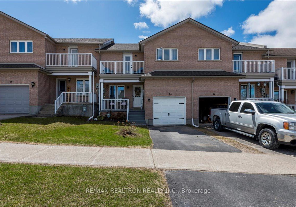 24-owen-street-penetanguishene-ontario-s13030102
