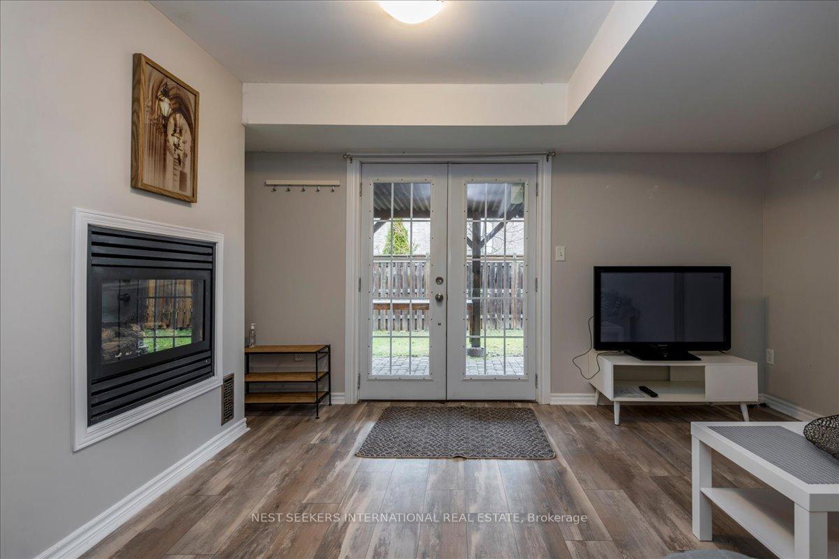 100-jessica-lower-lvl-drive-barrie-ontario-s13032774