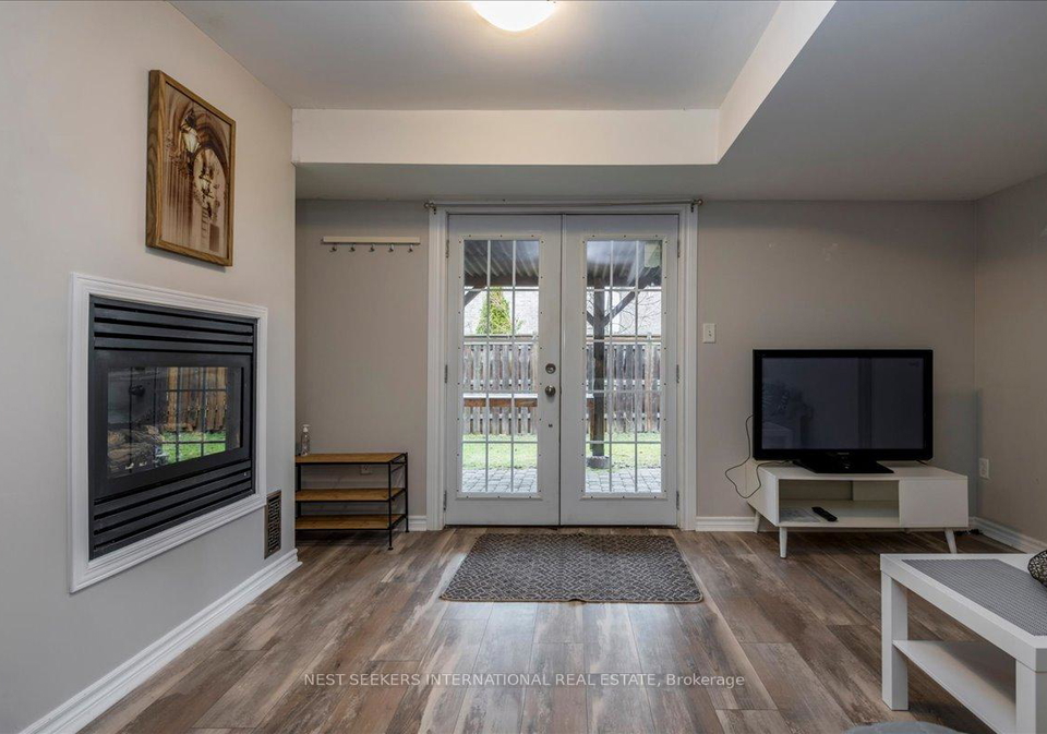 100-jessica-lower-lvl-drive-barrie-ontario-s13032774