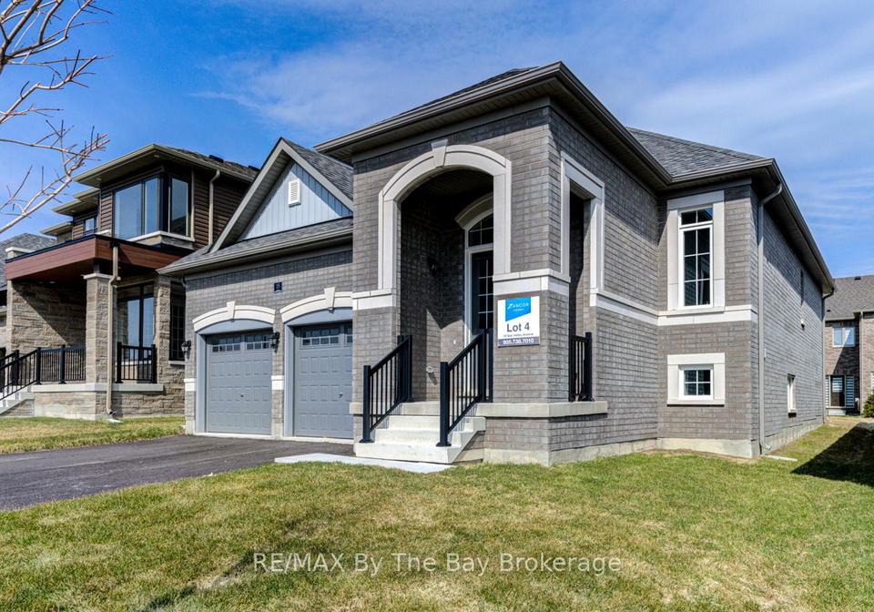 15-sun-valley-avenue-wasaga-beach-ontario-s13033342