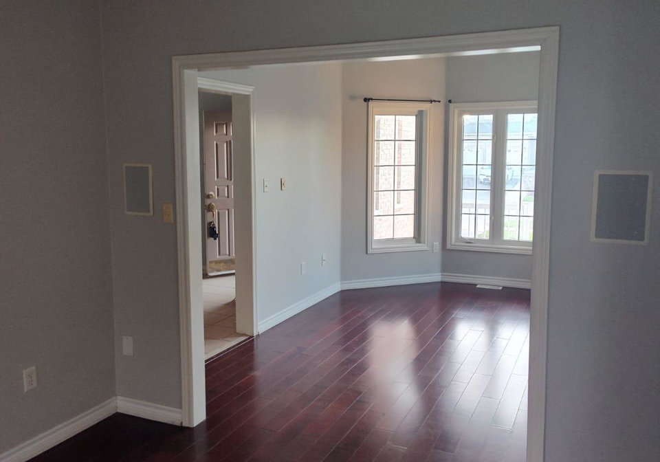15-surrey-drive-barrie-ontario-s13033438