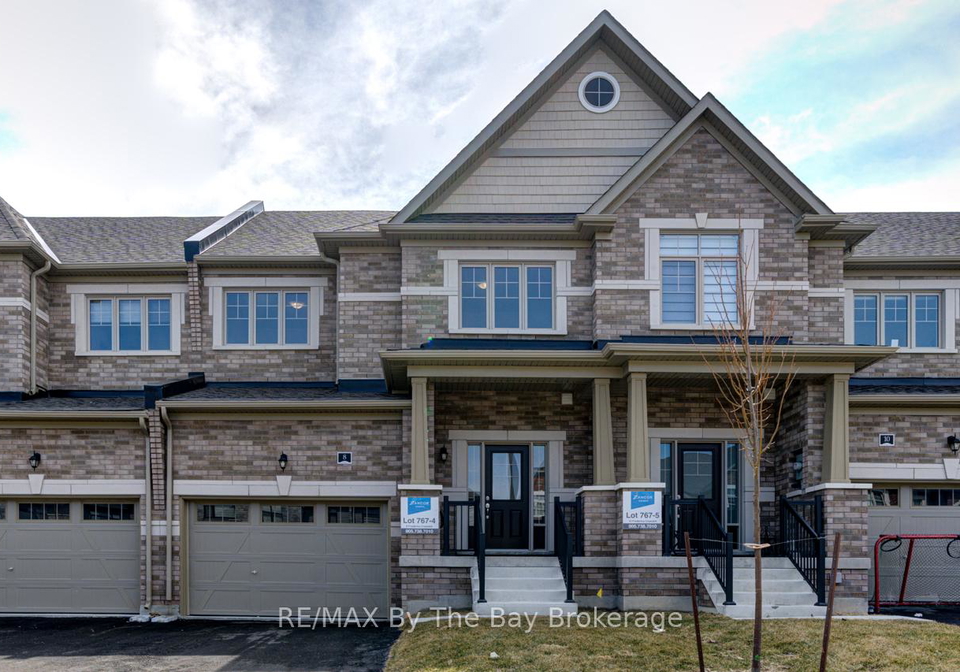 8-federica-crescent-wasaga-beach-ontario-s13033468