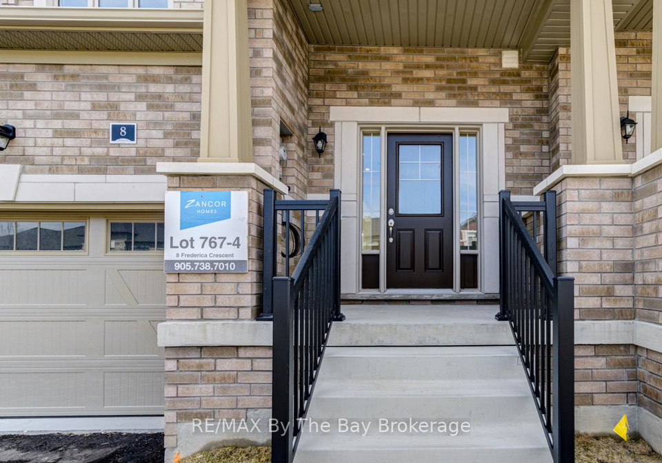 8-federica-crescent-wasaga-beach-ontario-s13033468