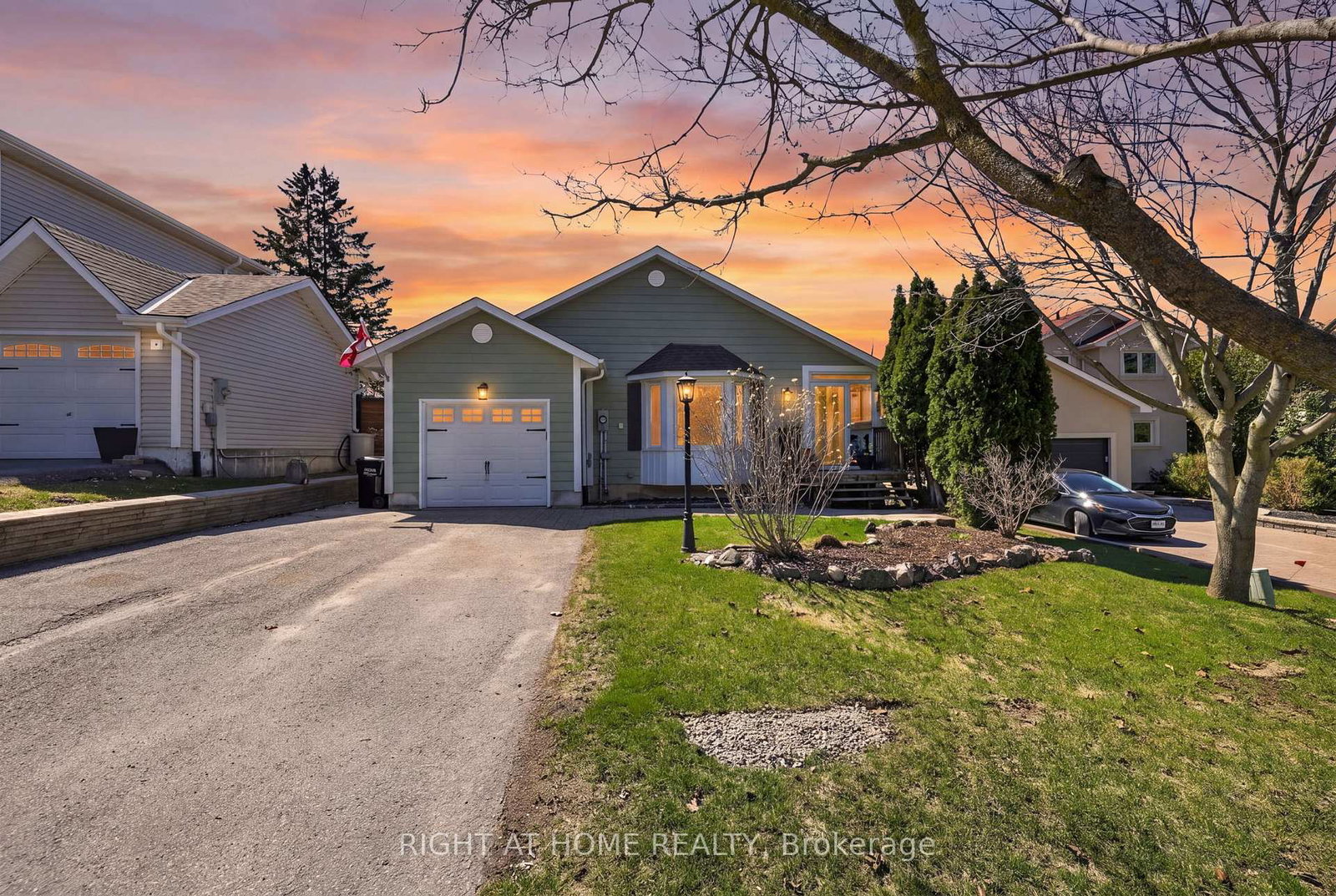 12-elizabeth-street-barrie-ontario-s13034566
