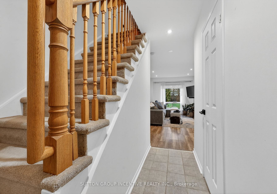 46-bates-court-barrie-ontario-s13035738