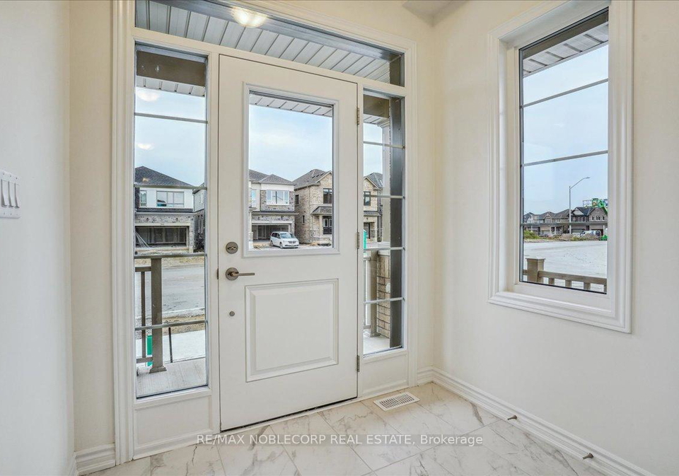 259-madelaine-drive-barrie-ontario-s13038234