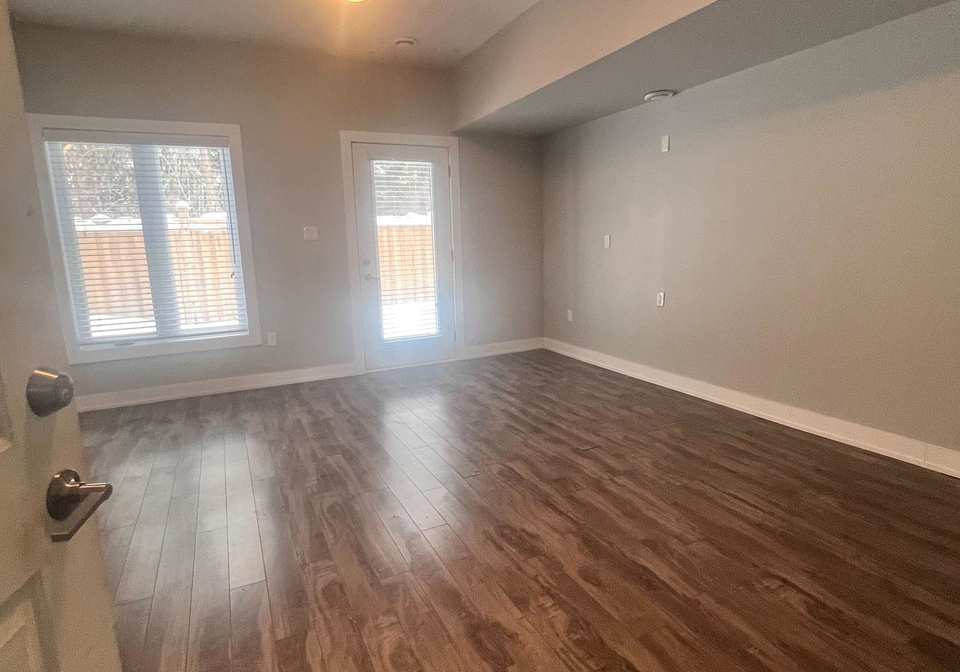540-essa-road-barrie-ontario-s13041658