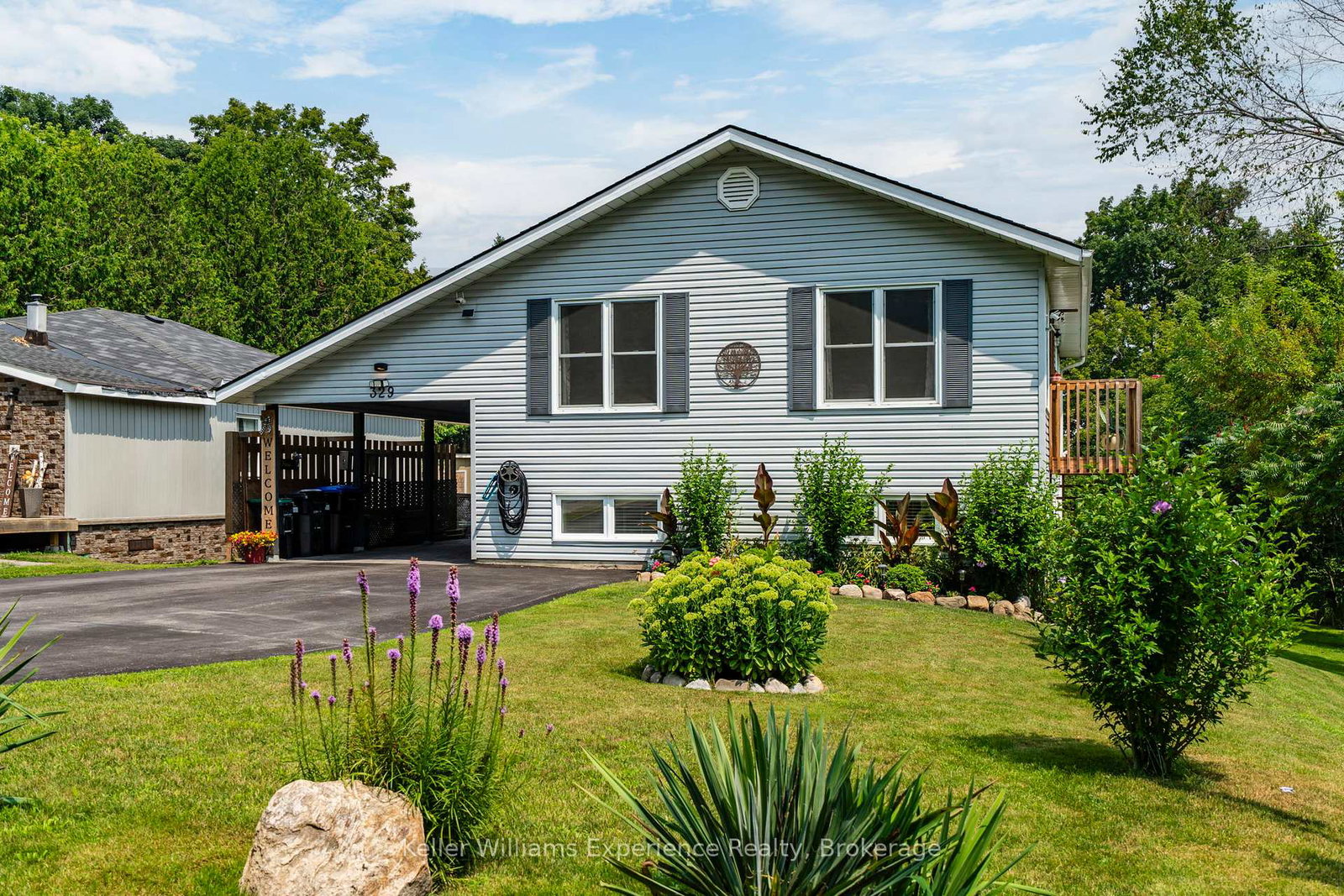 329-331-browns-line-tay-ontario-s13042470