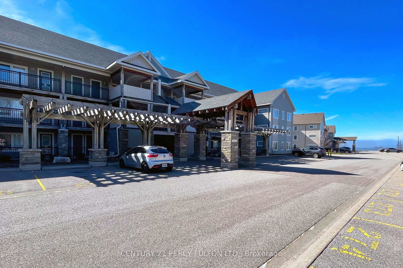 2-cove-court-collingwood-ontario-s13043002