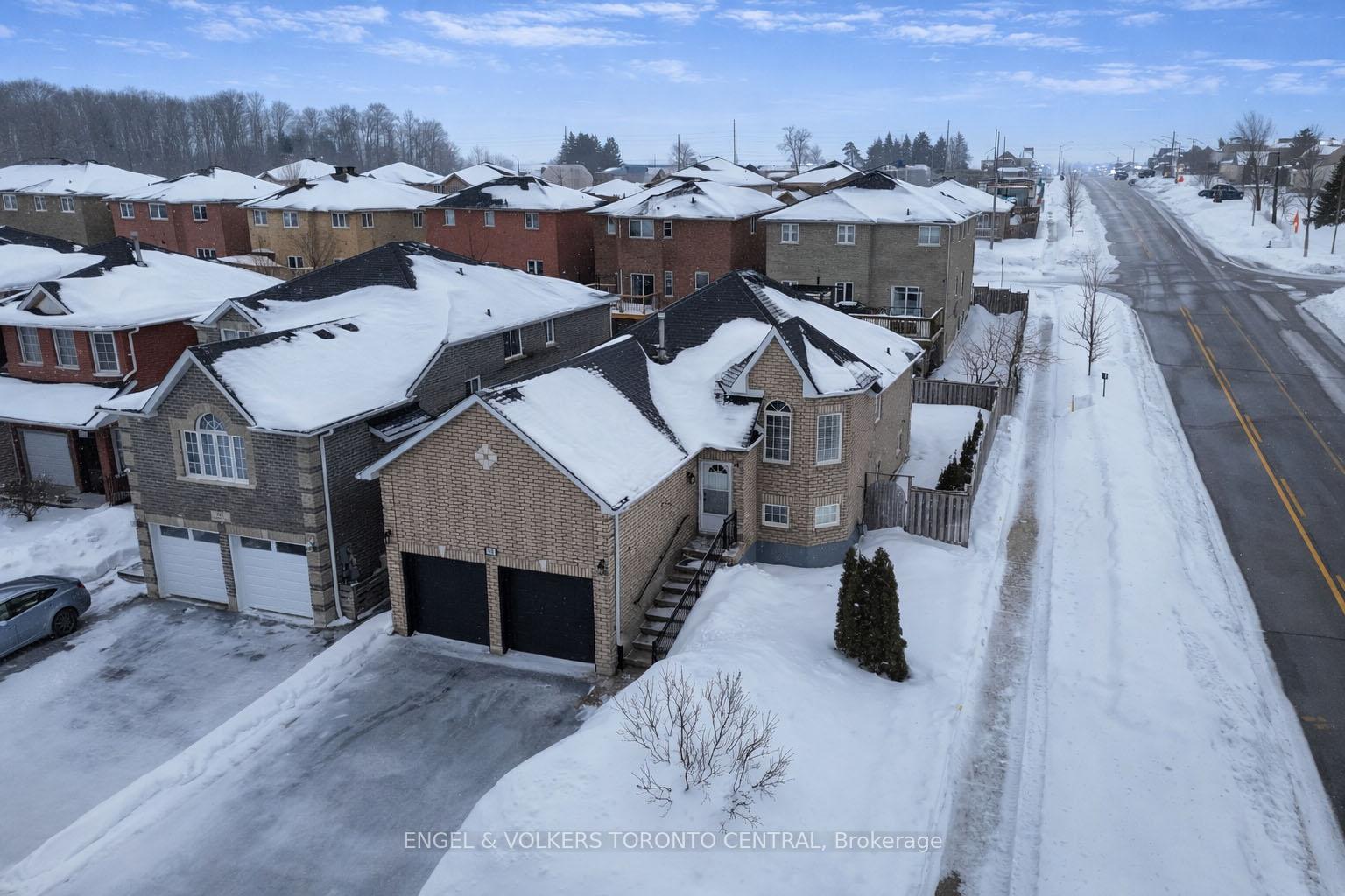 239-country-lane-barrie-ontario-s13044154