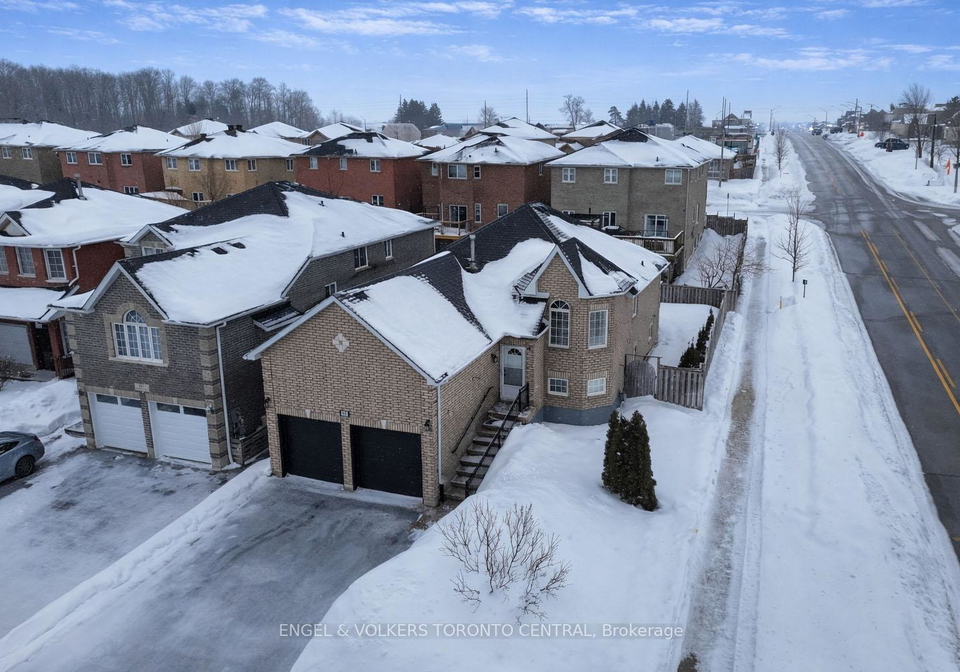 239-country-lane-barrie-ontario-s13044154