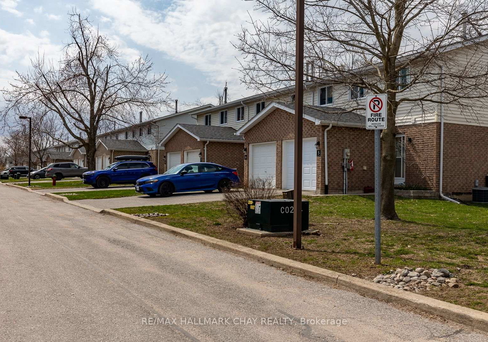 325-west-street-n-orillia-ontario-s13044492