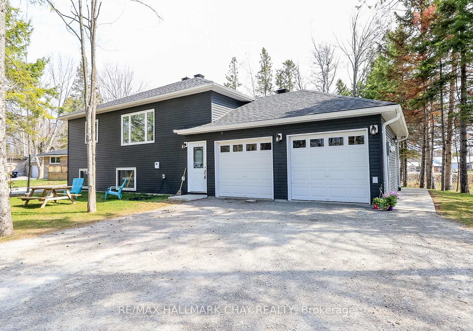 2082-centre-avenue-severn-ontario-s13045146