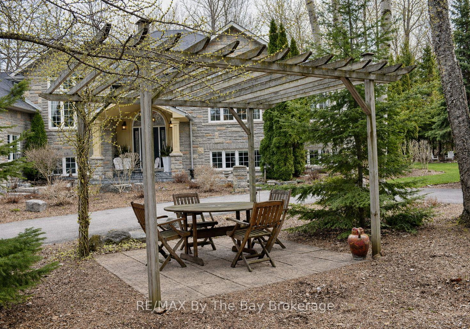 15-lily-drive-wasaga-beach-ontario-s13048058