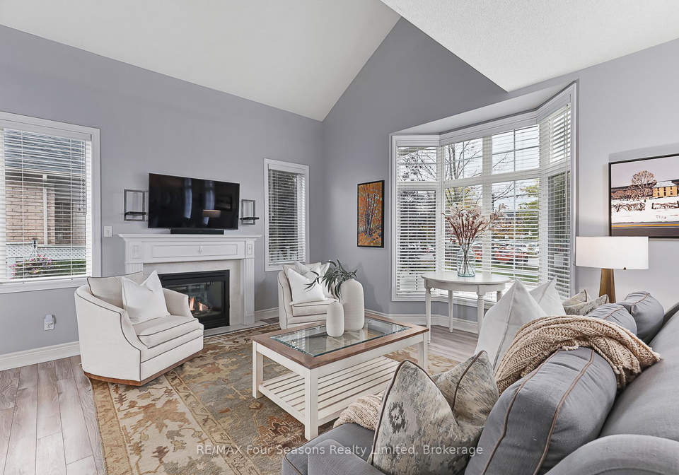 2-callary-crescent-collingwood-ontario-s13048680