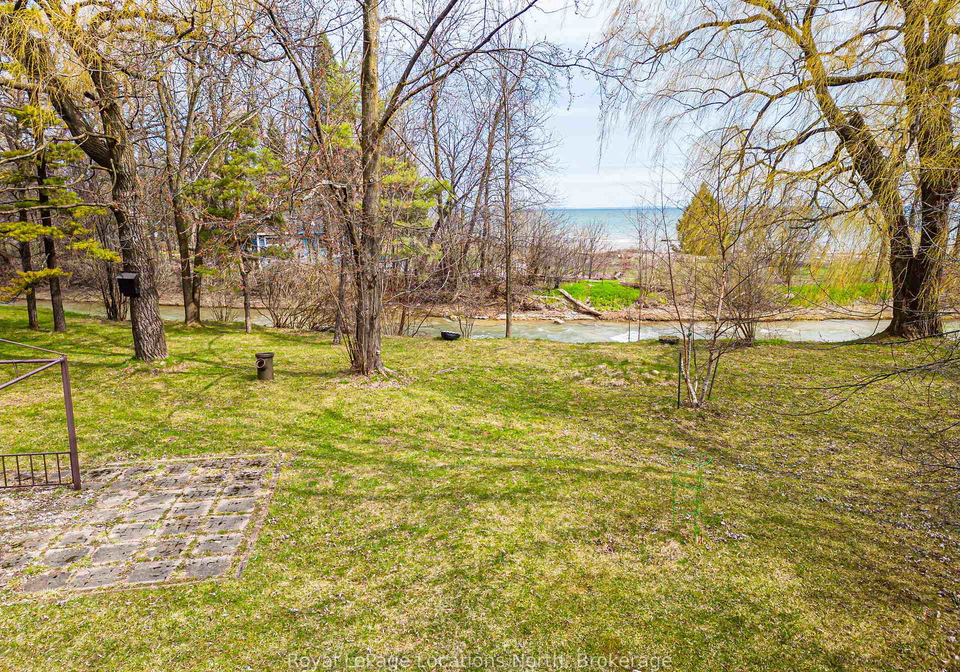 21-eva-crescent-collingwood-ontario-s13048972