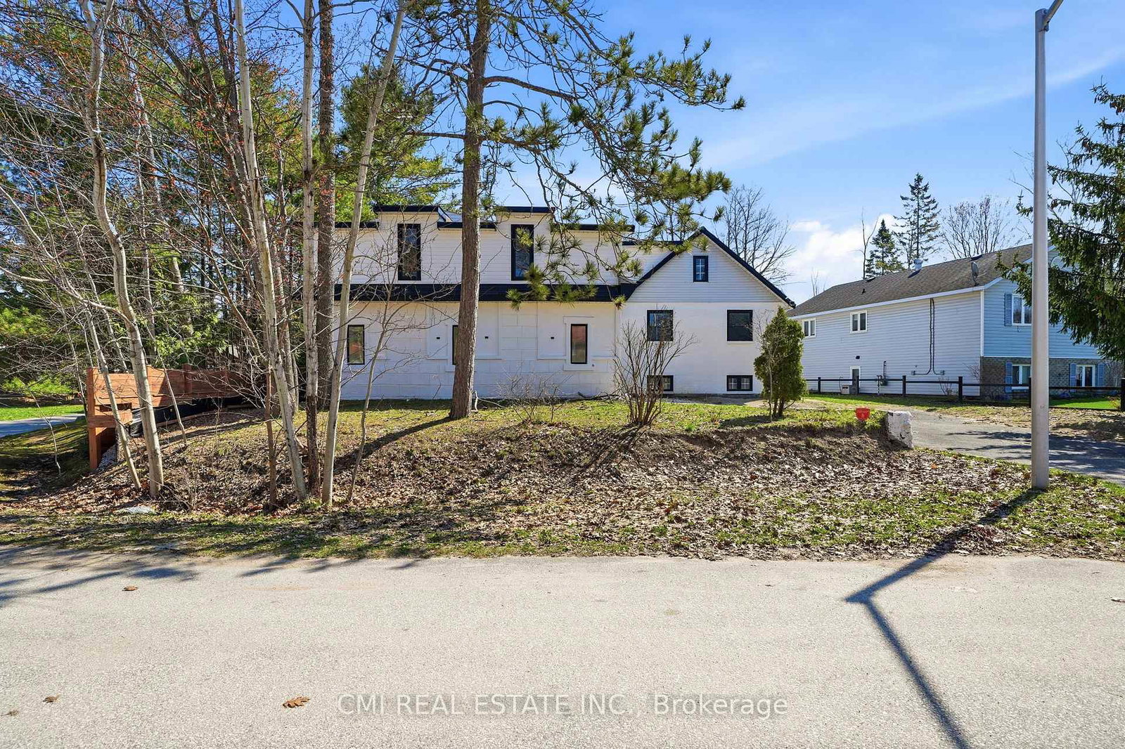 42-fatima-court-wasaga-beach-ontario-s13049554