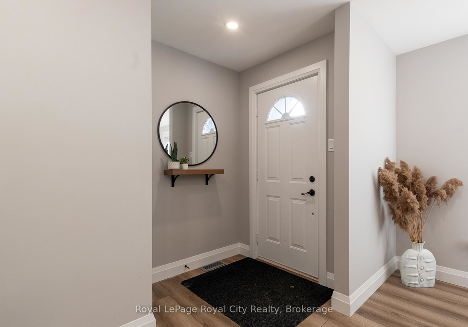 3697-george-johnston-road-springwater-ontario-s13051332