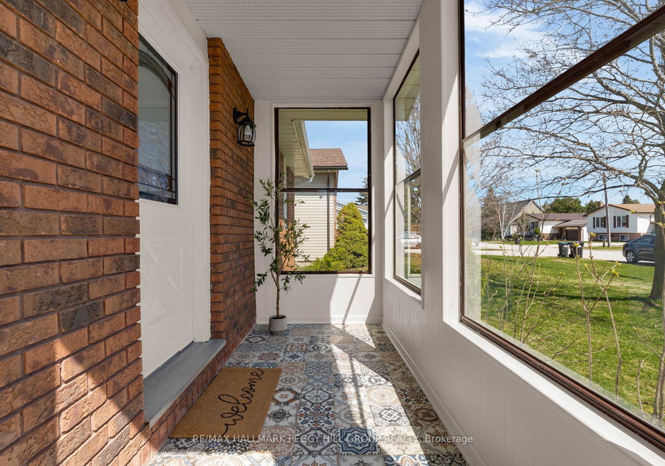 207-clarence-street-clearview-ontario-s13052752