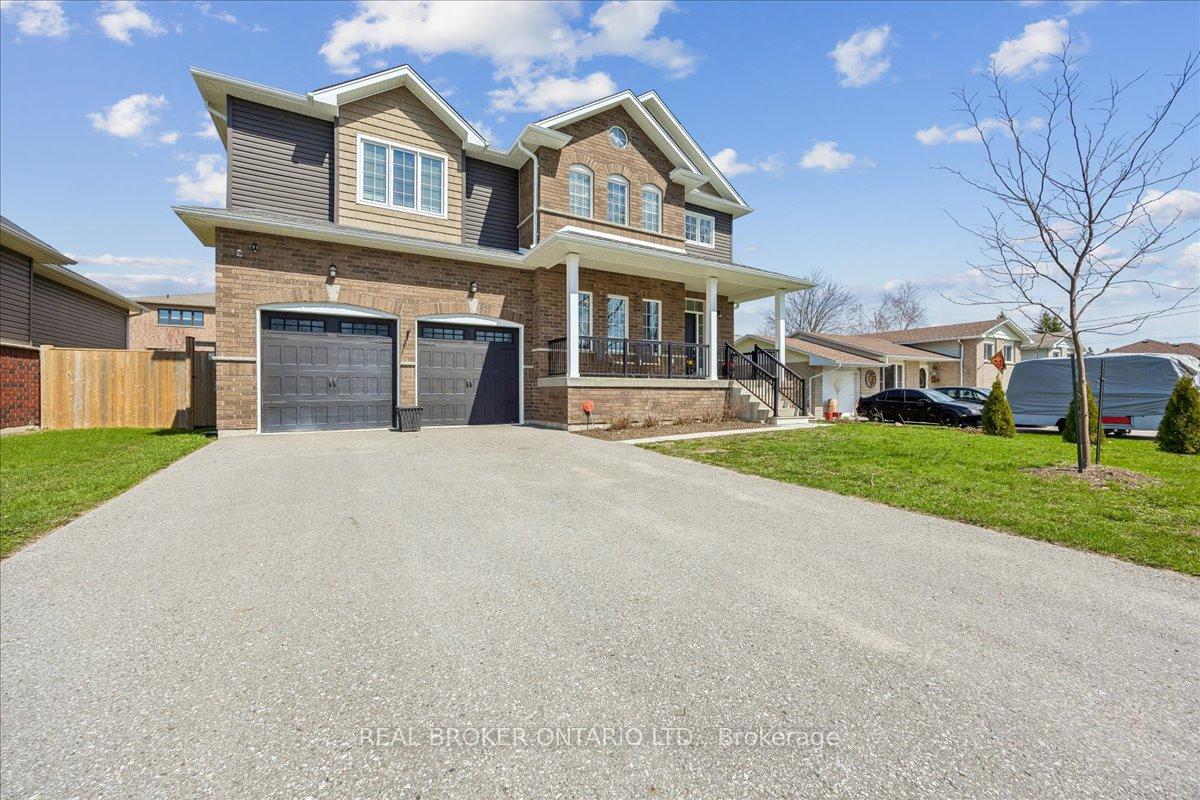215-centre-street-clearview-ontario-s13054304